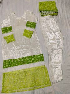 Velvet Kurta Set