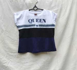 Unworn Queen Tee 👸🏻👑