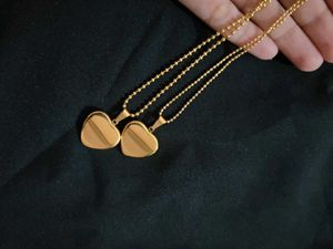 Gold Heart Pendant Necklace Set