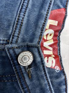 Levi&#39;s 517 Bootcut Jeans