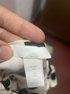 White H &amp; M Top