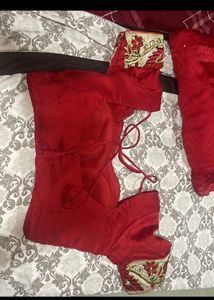 Hardly Used Saree With Padded Blouse