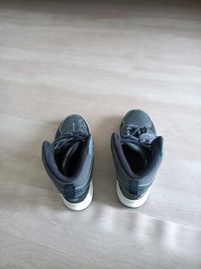 Adidas Sneakers