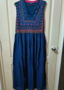Sleeveless Kurta