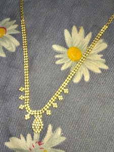 Sparkly Gold-Tone Necklace