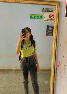Green Graphic Tee 💫