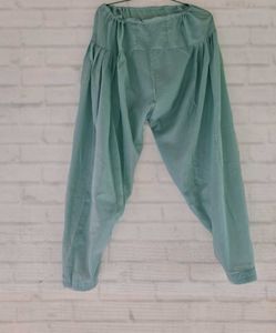 Chickenkari Work Kurthi Set For Women🫒