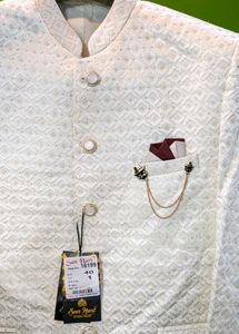 🌸 Elegant Shining Offwhite Men's Bandhgala Jacket