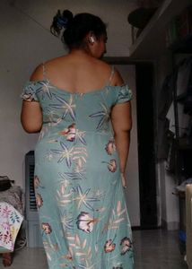 sea green dress