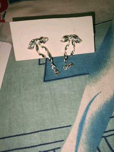 Savana Bow Silver Earrings