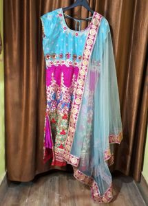 Gown With Dupatta Size 44 inches