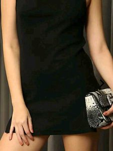 Chic Black Bodycon Mini Dress