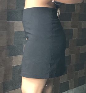 Classic Black Mini Skirt