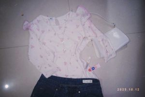 Y2k Winged shoulders printed top