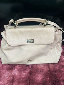 Bag Used 3-4Times (Perfect Condition But Dirty)