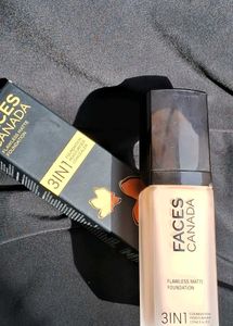 Faces Canada Flawless 3-in-1 Matte Foundation 30ML