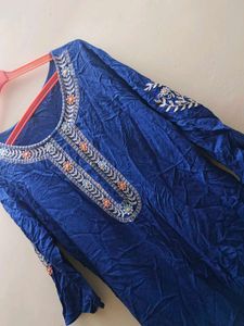Elegant Blue Embroidered Kurta