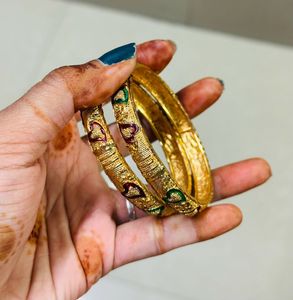 Gold-Plated Bangle Set