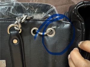 New Steve Madden Sling Bag ( Check Flaw)