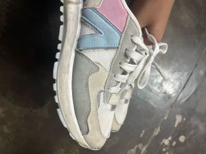 Casual white Sneakers