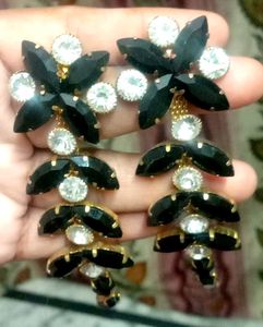 Black Earring So Nice With Chain Pandent