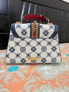 Aldo Synthetic Buckle Closure Women&#39;s Sling Bag