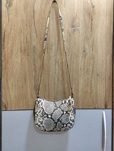 Stylish Crossbody Bag