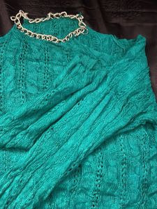 woollen sholdur cut top