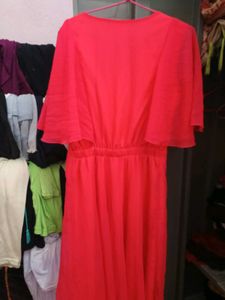 Woman&#39;s Maxi Dress