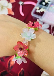Flower bracelet/ Pinteresty