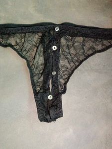 Men&#39;s Black Lace With Sea Shell Button Thong