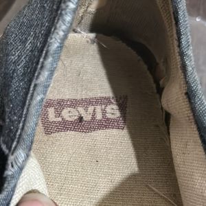 Levi&#39;s Original Denim Slip-On Shoes