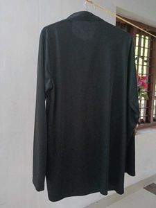 Black Long Sleeve T-Shirt Used For Suits