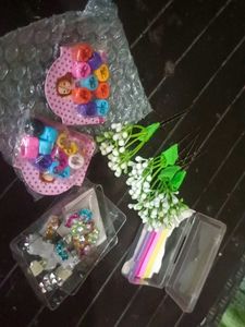 Stylish Women Partywear Hair Accessories.