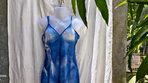 SHEIN DAMN GORGEOUS BODYCON