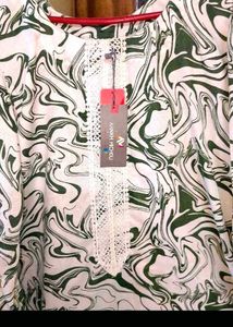 Beautiful Dress 🤍💚