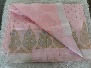 Pink Embellished Saree With Blouse (Women&#39;s)