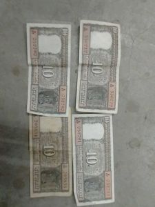 4 Notes Of 10 Rupee (1980)