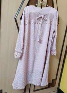 Elegant Pink Embroidered Kurta