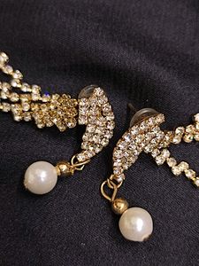 Attached Earlobes Earing