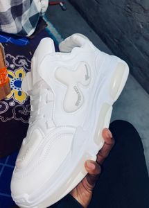 White Chunky Sneakers Z BLUE 🔥