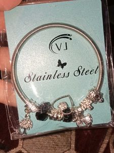 New Stainless Steel Bracelet ✨With Charming