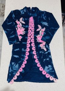 Floral Embroidered Kurta Set
