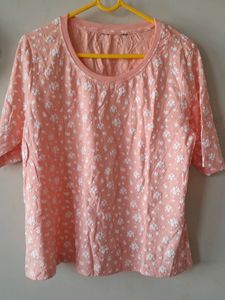 MAX Floral Women&#39;s Top