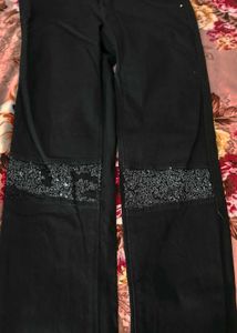 Black Distressed Jeans