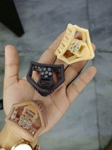 12 Pc Brown Clutcher