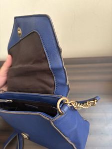 Ladies Sling Bag