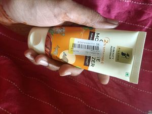 Pilgrim  2%vitamin C Moisturizer For Glowing Skin
