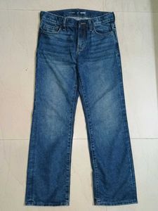 Mid-Washed Blue Jeans (Brand - Old Navy)