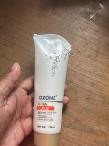 Ozone D-Tan Scrub